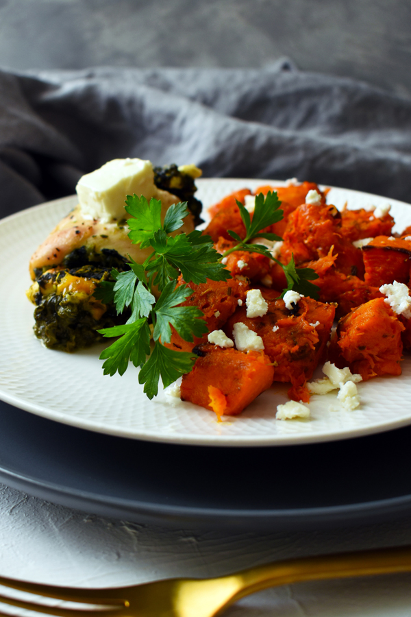 Töltött csirkemell fetás-spenótos sajtkrémmel és mandarinnal