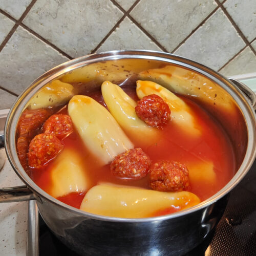 egy lábos töltött paprika
