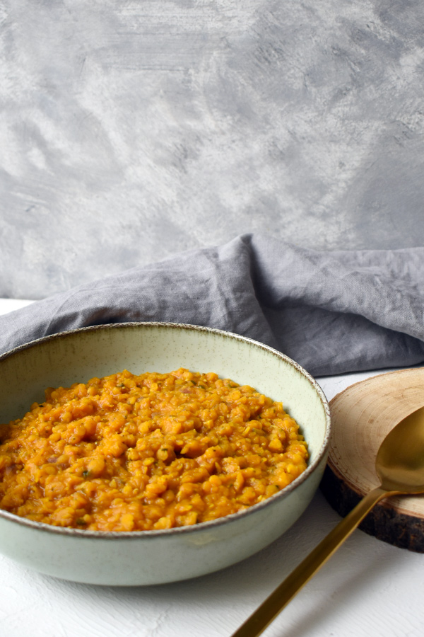 vöröslencse főzelék