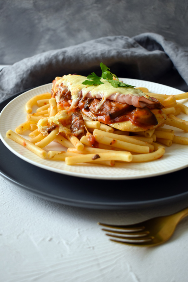 csirkemell milánói raguban