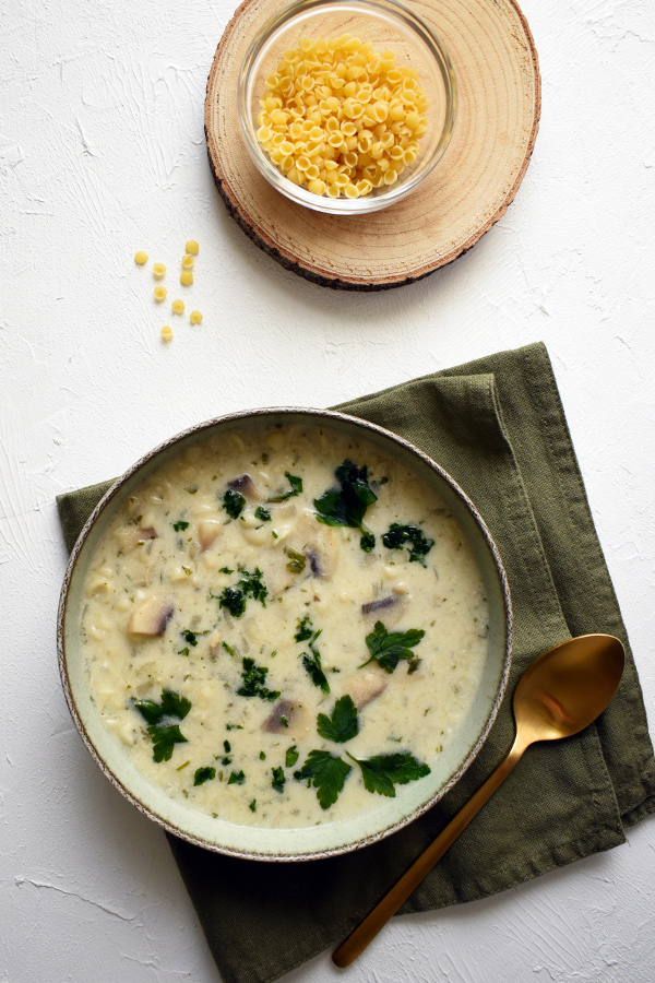 tejfölös gombaleves